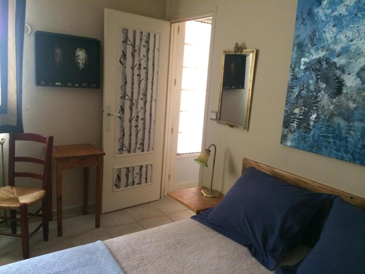 Vallabrègues Chambre Dans Villa Charmante מראה חיצוני תמונה